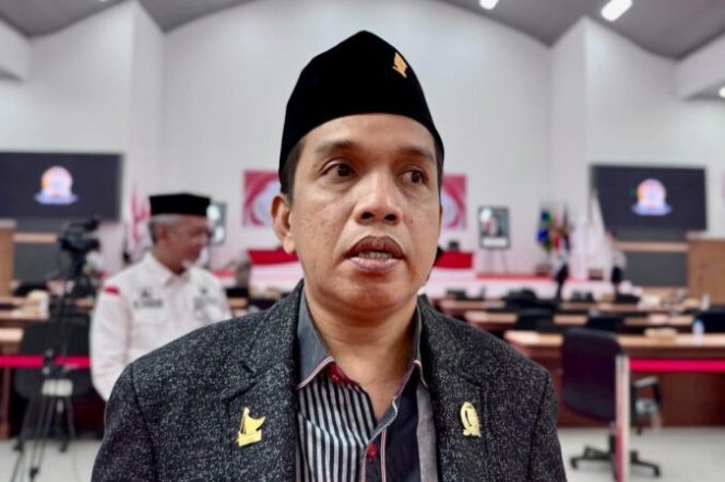
					Dana PI Blok Sebuku Rp 33 Miliar Belum Dimanfaatkan, DPRD Sulbar Soroti Perumda