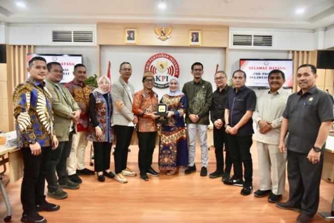 
					Persiapan Seleksi KPID Sulbar, DPRD Kunjungi KPI Pusat dan KPI DKI Jakarta