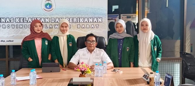 
					Sharing Session Mahasiswa di DKP Sulbar: Kolaborasi Gagasan untuk Masa Depan Kelautan dan Perikanan.