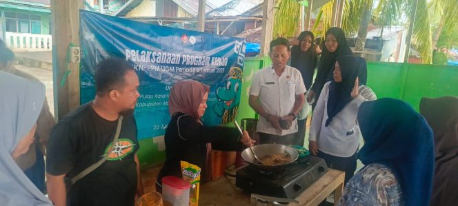 
					Edukasi nelayan Karampuang, DKP dan UGM melakukan pelatihan pengelolaan Abon IKAN.
