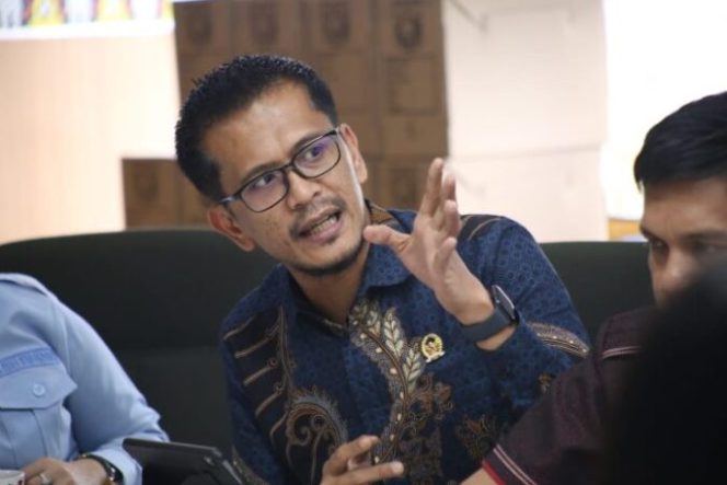 
					Buntut Dugaan Penolakan Pasien, DPRD Sulbar Minta evaluasi pelayanan RSUD .