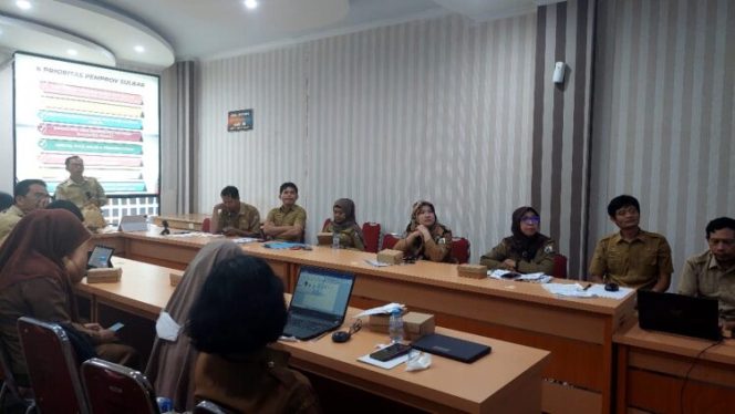 
					Dinas Perkebunan Sulbar, hadiri rapat teknis Evaluasi Kinerja Penyelenggaraan Pelayanan Publik Perangkat Daerah.