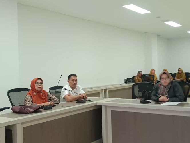
					Bamus Matangkan Agenda Kedewanan, DPRD Sulbar Susun Jadwal Kegiatan Masa Persidangan.